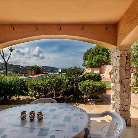 Corbezzolo Giallo 别墅