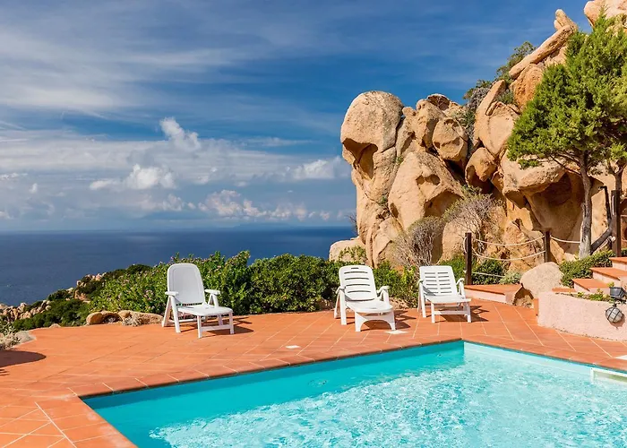 Villa Corbezzolo Giallo Costa Paradiso