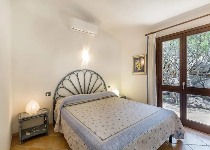 Villa Corbezzolo Giallo *