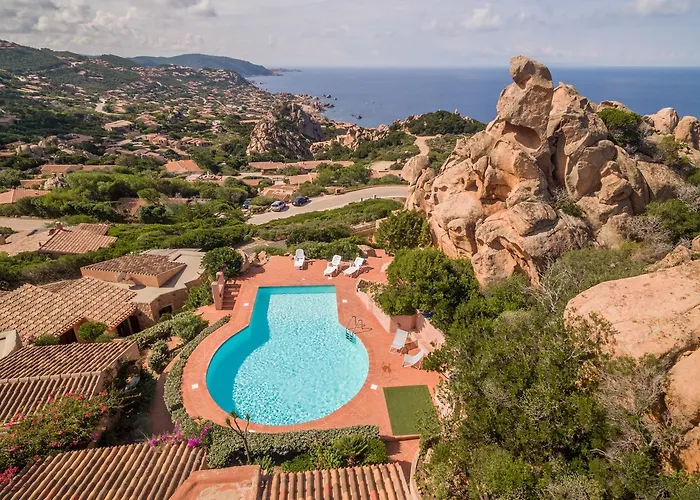 Corbezzolo Giallo Коста-Парадисо