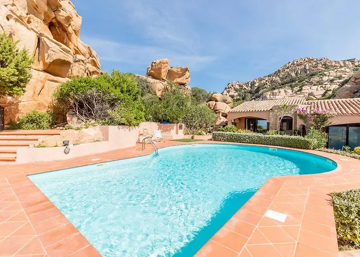 Вилла Corbezzolo Giallo