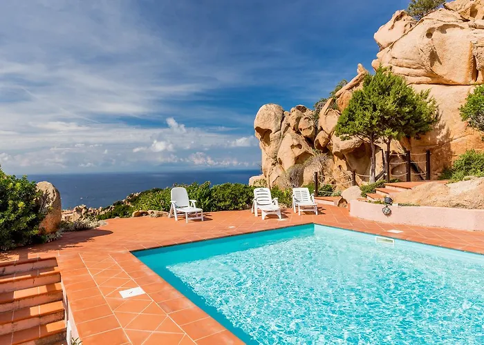 Villa Corbezzolo Giallo Costa Paradiso